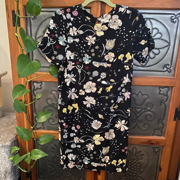 2/$10- H&M - Short Sleeve Shift Sheath Size 2 - Picture 4 of 14